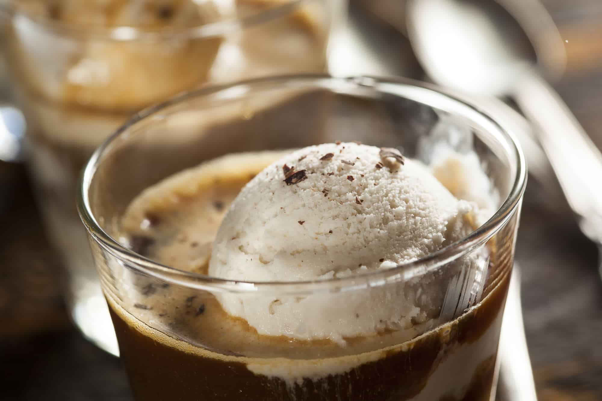 Espresso affogato
